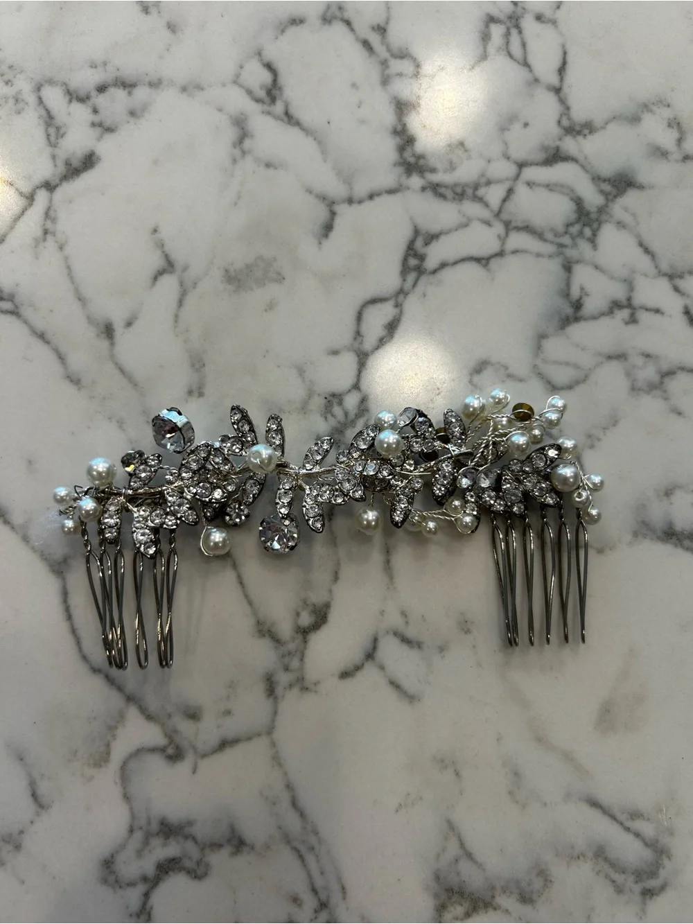 Silver Toned w/ Faux Pearls & Rhinestones Bridal Hair‎ Comb